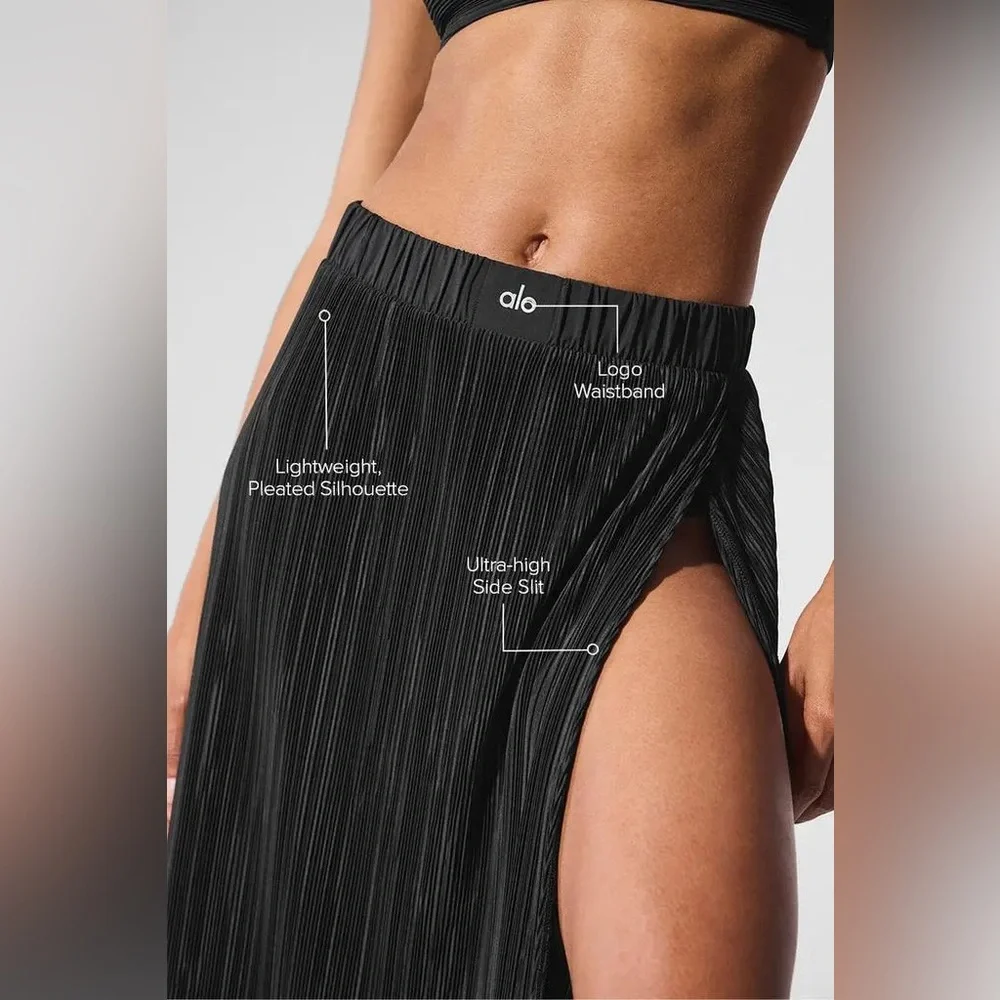 Alo Yoga Micro Plisse Game On Long Skirt Black XS